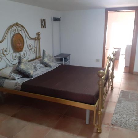Sicilia Bedda Apartment Palermo Luaran gambar